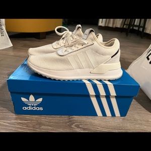 all white adidas sneakers with box and original tag